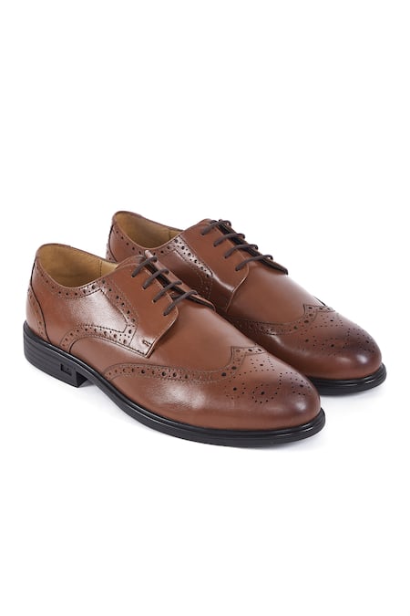 Hats Off Accessories Brown Solid Lace-up Formal Oxfords