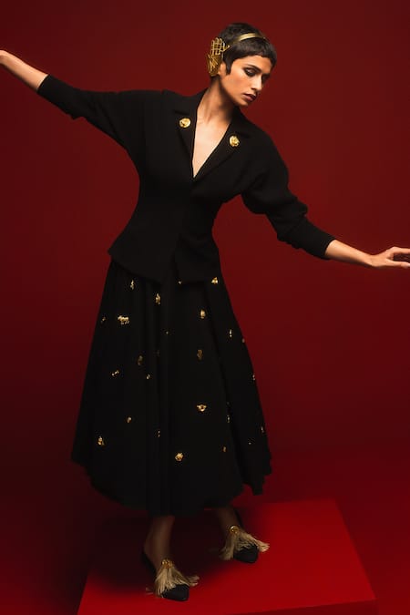Masaba Black Crepe Embroidery Collared The Bombay Embellished Jacket Online at Aza Fashions Masaba_Black Crepe Embroidery Collared The Bombay Embellished Jacket _Online_at_Aza_Fashions