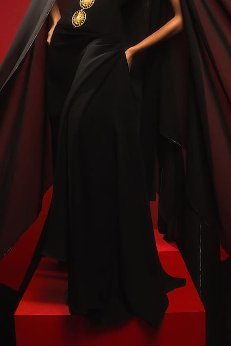 Masaba_Black Crepe Gota Patti, Zari Round The Ghana Gator Embellished Corset Skirt Set _Online_at_Aza_Fashions