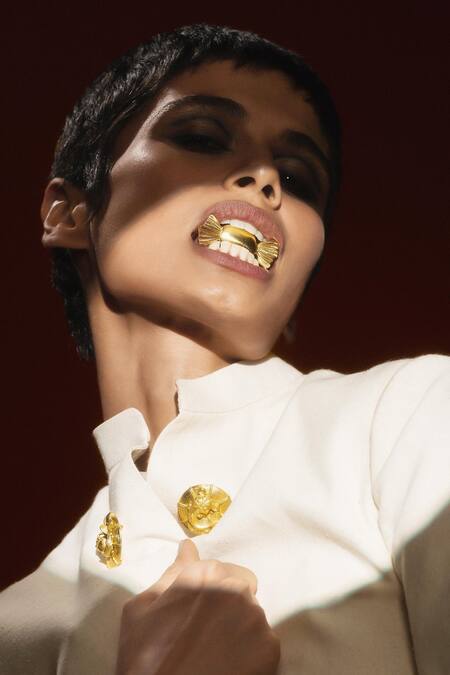 Buy_Masaba_Ivory Organza, Cotton Embroidery Mandarin Matsya Embellished Jacket And Veshti Set _Online_at_Aza_Fashions