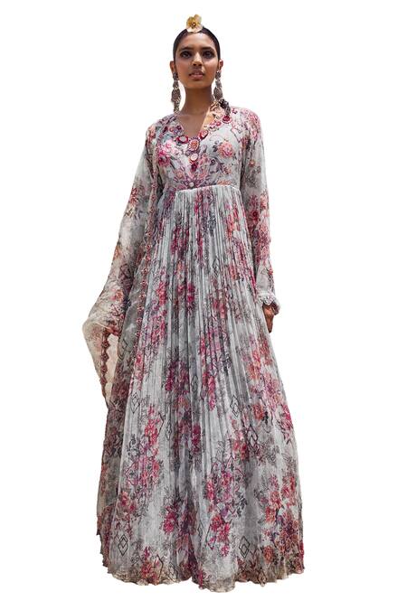 Ridhima Bhasin Grey Organza, Chiffon Embroidery V-neck Nousha Printed Anarkali With Dupatta at Aza Fashions Ridhima Bhasin_Grey Organza, Chiffon Embroidery V-neck Nousha Printed Anarkali With Dupatta _at_Aza_Fashions