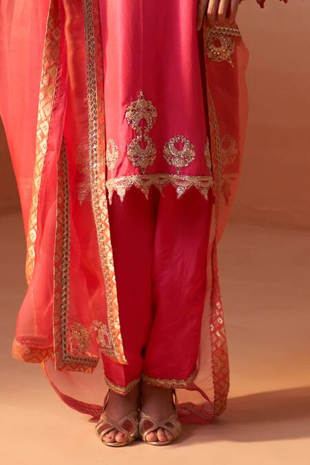 Nitika Gujral Orange , Organza, Gul Zardozi And Mukaish Embroidered Kurta Pant Set Online at Aza Fashions Nitika Gujral_Orange , Organza, Gul Zardozi And Mukaish Embroidered Kurta Pant Set _Online_at_Aza_Fashions