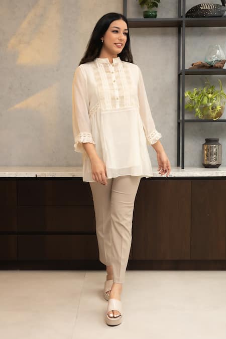 OMI Off White Chanderi, Cotton Lace Mandarin Nora Fleur Embellished Tunic With Slip 