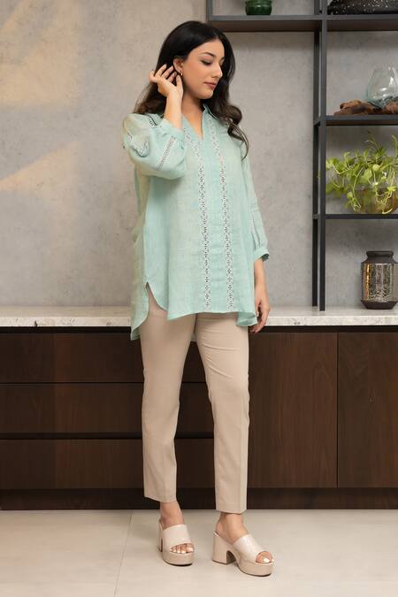 Buy_OMI_Green Linen Lace Collared Riso Blossom Embellished Tunic _Online_at_Aza_Fashions