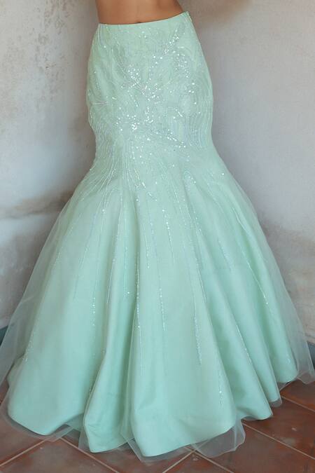 Shop_PIRI INDIA_Green Organza, Tulle Sequins, Wishper Embellished Mermaid Lehenga With Blouse _Online_at_Aza_Fashions