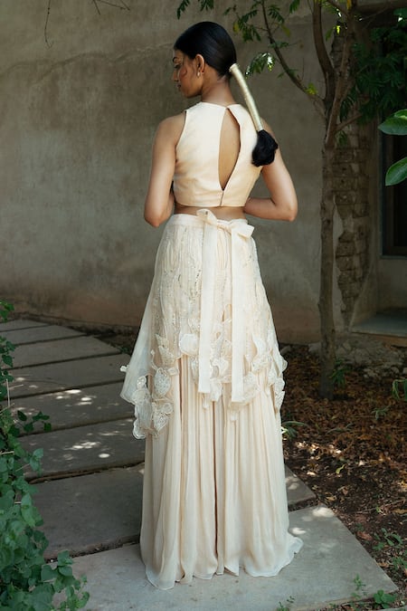 Shop PIRI INDIA Beige Organza, Georgette, Net Beads, Sequins, Cut-out Upper Skirt Lehenga Set at Aza Fashions Shop_PIRI INDIA_Beige Organza, Georgette, Net Beads, Sequins, Cut-out Upper Skirt Lehenga Set _at_Aza_Fashions