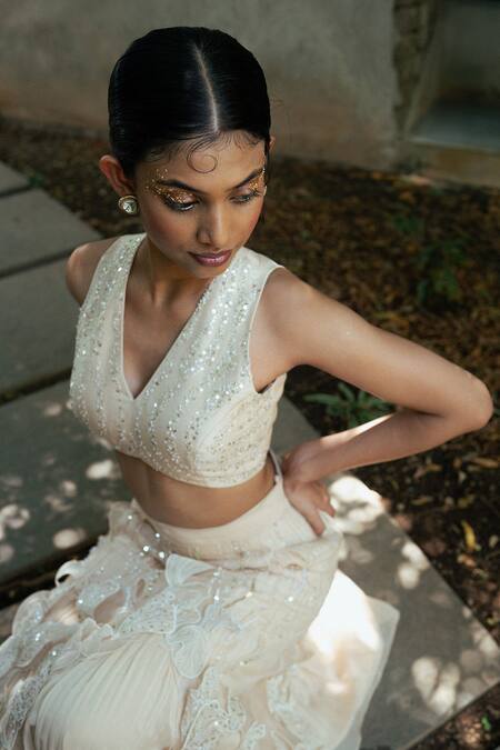 PIRI INDIA Beige Organza, Georgette, Net Beads, Sequins, Cut-out Upper Skirt Lehenga Set at Aza Fashions PIRI INDIA_Beige Organza, Georgette, Net Beads, Sequins, Cut-out Upper Skirt Lehenga Set _at_Aza_Fashions