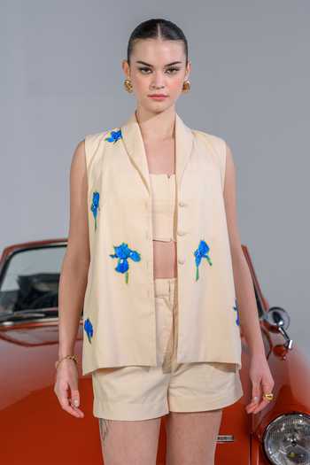 Buy_The Dramebaaz CO_Off White Cotton Denim Twill Embroidery Floral Applique Blazer Shawl Shorts Set _Online_at_Aza_Fashions