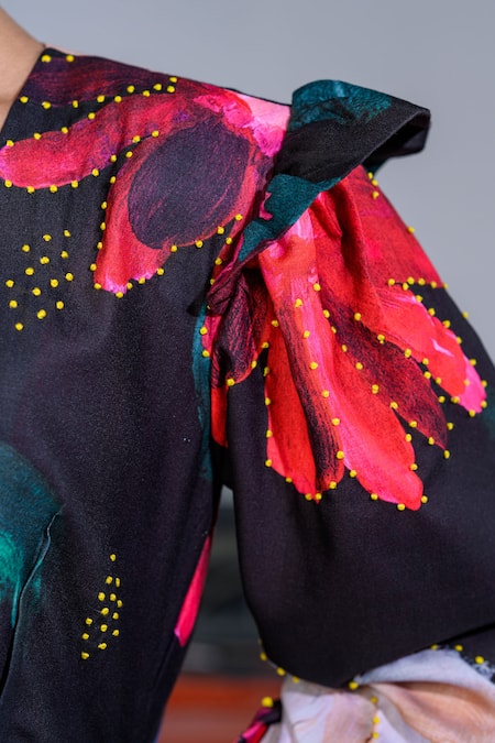 Buy The Dramebaaz CO Black Art Twill Printed Abstract Open Neck Carnations Jacket And Skirt Set Online at Aza Fashions Buy_The Dramebaaz CO_Black Art Twill Printed Abstract Open Neck Carnations Jacket And Skirt Set _Online_at_Aza_Fashions