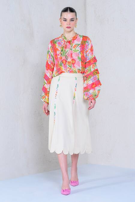 The Dramebaaz CO White Organza Print Floral Front Tie Botanic Magic Shirt With Skirt at Aza Fashions The Dramebaaz CO_White Organza Print Floral Front Tie Botanic Magic Shirt With Skirt _at_Aza_Fashions