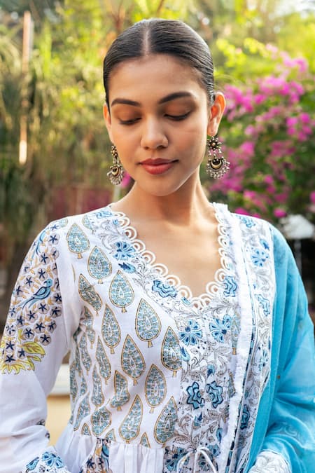 Maison Shefali_Ivory Cotton, Chanderi, Kota Doria Lace V-neck Gathered Kurta Sharara Set _at_Aza_Fashions