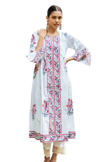 Maison Shefali Ivory Cotton, Chanderi, Kota Doria Lace, Hand Block Print Kurta And Pant Set Online at Aza Fashions Maison Shefali_Ivory Cotton, Chanderi, Kota Doria Lace, Hand Block Print Kurta And Pant Set _Online_at_Aza_Fashions