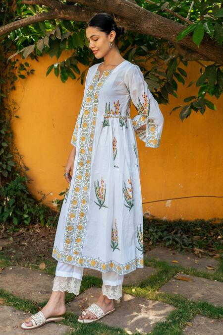 Shop_Maison Shefali_Ivory Cotton, Chanderi, Kota Doria Floral Hand Block Print Kurta And Pant Set _Online_at_Aza_Fashions