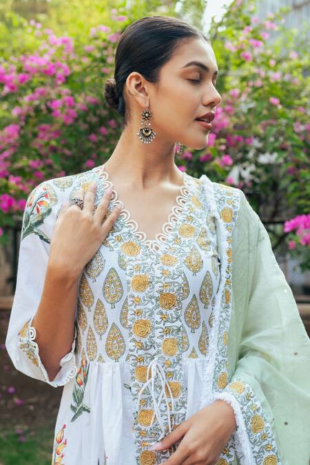 Shop_Maison Shefali_Ivory Cotton, Chanderi, Kota Doria Lace Floral Boota Print Kurta Sharara Set _Online_at_Aza_Fashions