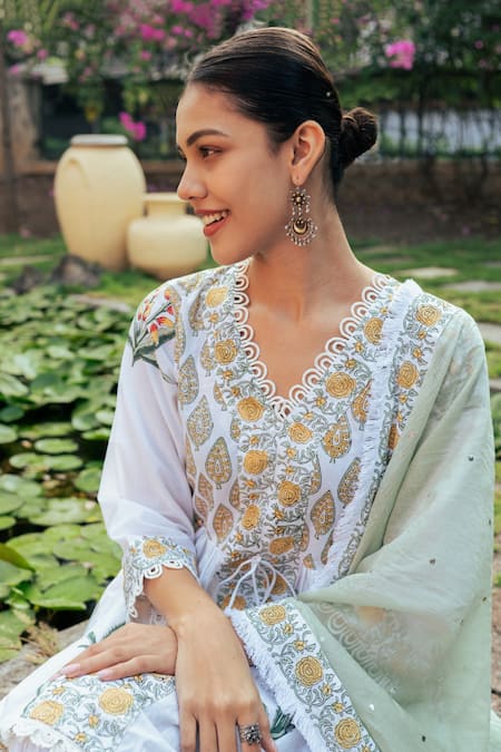 Buy_Maison Shefali_Ivory Cotton, Chanderi, Kota Doria Lace Floral Boota Print Kurta Sharara Set 