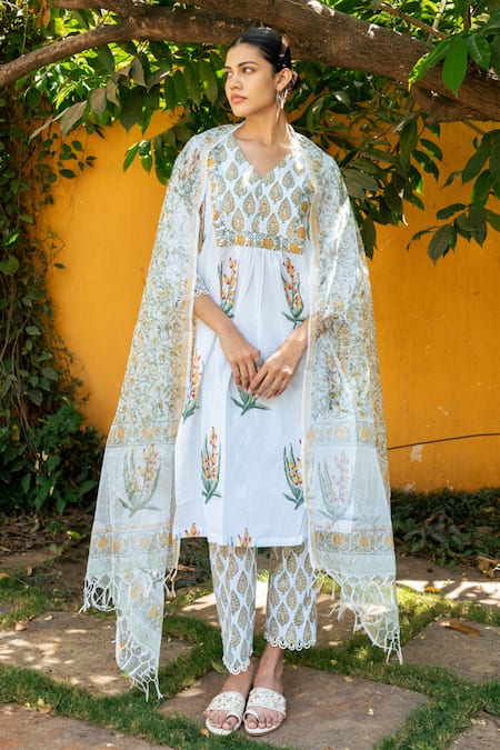 Maison Shefali Ivory Cotton, Chanderi, Kota Doria Lace Hand Block Print Gathered Kurta Pant Set Online at Aza Fashions Maison Shefali_Ivory Cotton, Chanderi, Kota Doria Lace Hand Block Print Gathered Kurta Pant Set _Online_at_Aza_Fashions