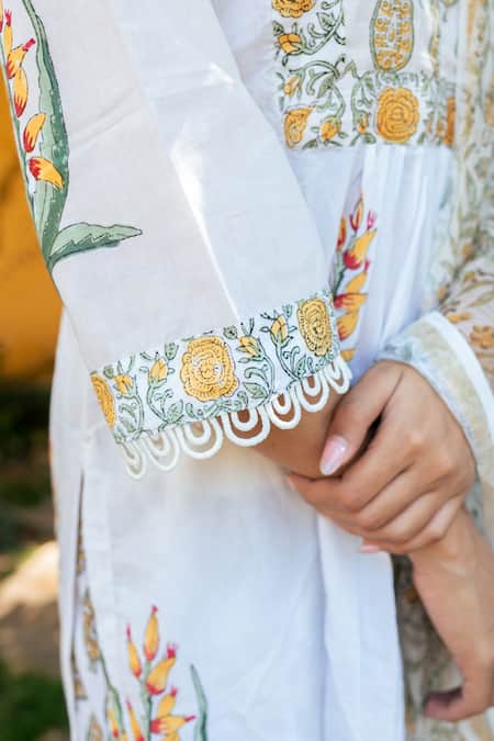 Maison Shefali Ivory Cotton, Chanderi, Kota Doria Lace Hand Block Print Gathered Kurta Pant Set at Aza Fashions Maison Shefali_Ivory Cotton, Chanderi, Kota Doria Lace Hand Block Print Gathered Kurta Pant Set _at_Aza_Fashions