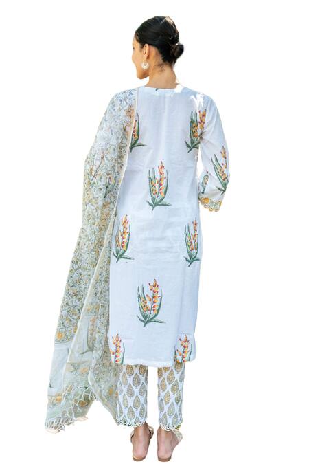 Buy Maison Shefali Ivory Cotton, Chanderi, Kota Doria Lace Hand Block Print Gathered Kurta Pant Set Buy_Maison Shefali_Ivory Cotton, Chanderi, Kota Doria Lace Hand Block Print Gathered Kurta Pant Set