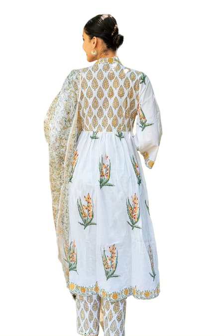 Buy_Maison Shefali_Ivory Cotton, Chanderi, Kota Doria Lace, Hand Block Print Kurta Pant Set 