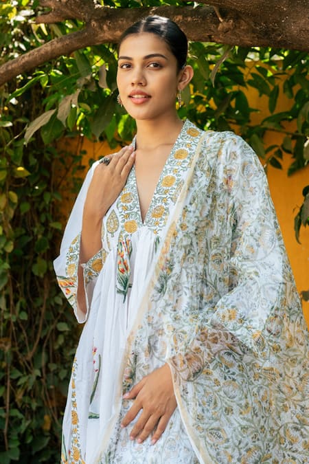 Shop_Maison Shefali_Ivory Cotton, Chanderi, Kota Doria Lace, Hand Block Print Kurta Pant Set 