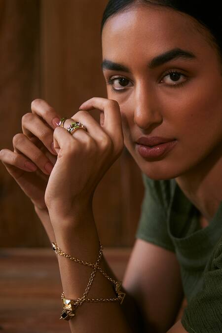 Buy_Voyce Jewellery_Black Elysian Swarovski Embellished Necklace 