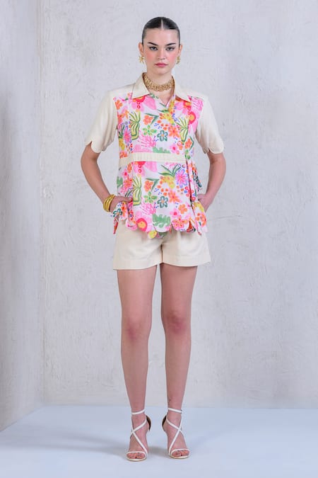 The Dramebaaz Co White Art Twill Print Floral Stand Garden Glam Side-tie Shirt With Shorts 