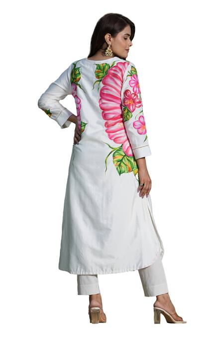Buy_Studio Twelve 11_Ivory Chanderi Silk, Cotton, Lycra Beads Floral Hand Painted Kurta And Pant Set 