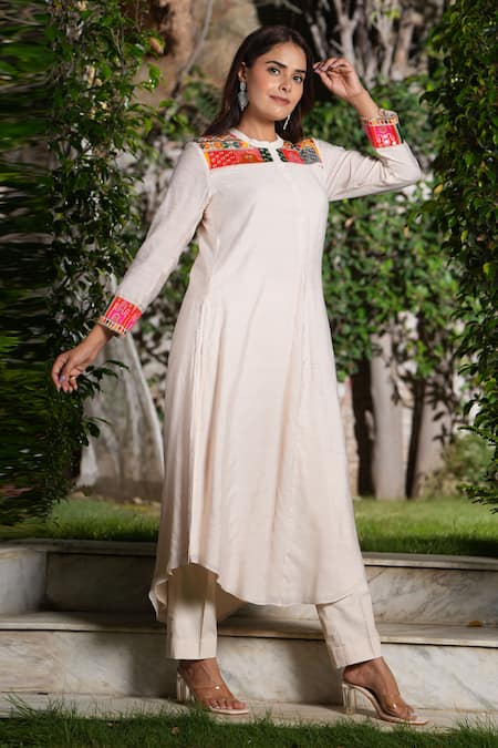 Buy_Studio Twelve 11_Cream Chanderi Silk, Cotton, Lycra Embroidery Vanilla A-line Kurta And Pant Set _Online_at_Aza_Fashions