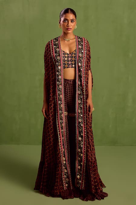Buy_Neha Khullar_Black Viscose Beads, Mirrors Geometric Printed Asymmetric Cape Gharara Set 
