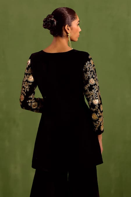 Shop Neha Khullar Black Velvet, Crepe Sequins, Beads Keyhole Dabka Embroidered Kurta With Sharara at Aza Fashions Shop_Neha Khullar_Black Velvet, Crepe Sequins, Beads Keyhole Dabka Embroidered Kurta With Sharara _at_Aza_Fashions