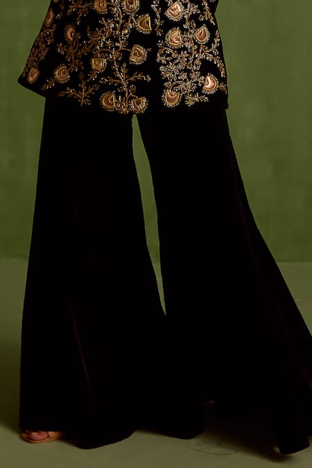 Neha Khullar Black Velvet, Crepe Sequins, Beads Keyhole Dabka Embroidered Kurta With Sharara at Aza Fashions Neha Khullar_Black Velvet, Crepe Sequins, Beads Keyhole Dabka Embroidered Kurta With Sharara _at_Aza_Fashions