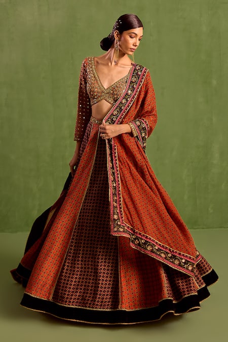 Buy Neha Khullar Orange Organza, Crepe, Viscose Floral Geometric Printed Panelled Lehenga Set Buy_Neha Khullar_Orange Organza, Crepe, Viscose Floral Geometric Printed Panelled Lehenga Set