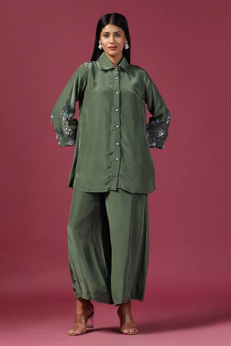 Buy_Two Sisters By Gyans_Green Georgette Cut Work, Pearls, Sequins Collared 3d Shirt Kurta And Pant Set _Online_at_Aza_Fashions