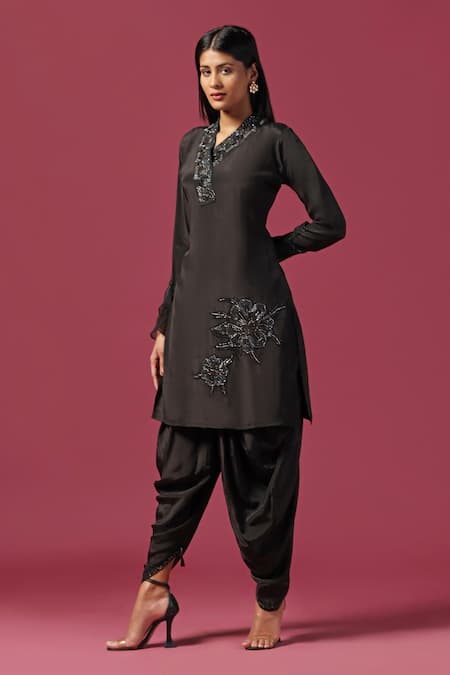 Two Sisters By Gyans_Black Crepe Cut Work, Floral Placement Embroidered Kurta And Dhoti Pant Set _Online_at_Aza_Fashions