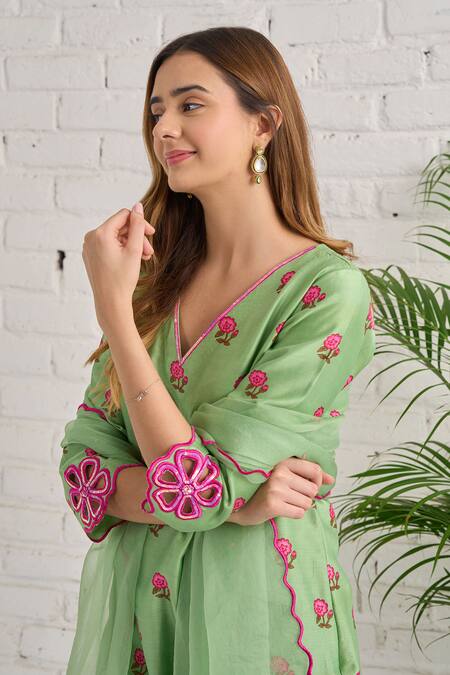 Bhawna Sethi_Green Cotton, Chanderi, Organza, Silk Primrose Floral Print Kurta Set _at_Aza_Fashions
