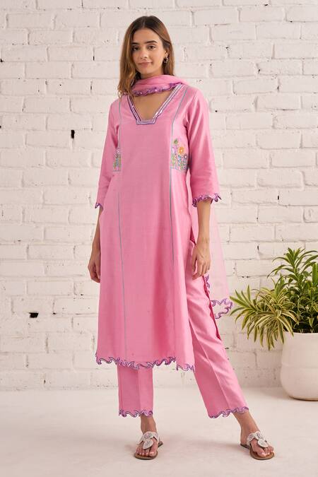 Shop Bhawna Sethi Pink Cotton, Organza, Chanderi Embroidery, Sequins, Beads Peony Hand Kurta Set Shop_Bhawna Sethi_Pink Cotton, Organza, Chanderi Embroidery, Sequins, Beads Peony Hand Kurta Set