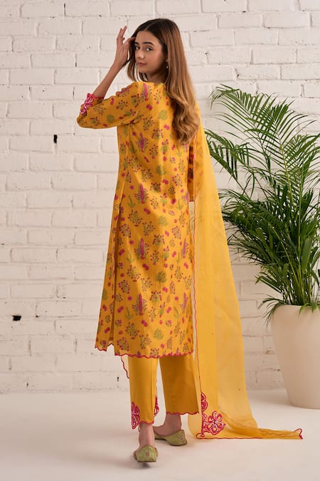 Bhawna Sethi Floral Print Cutwork & Sequins Kurta Set 
