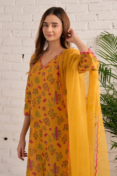 Buy_Bhawna Sethi_Yellow Organza, Chanderi, Cotton, Silk Cut Floral Print Cutwork And Kurta Set _Online_at_Aza_Fashions