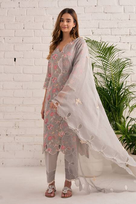 Bhawna Sethi Grey Cotton, Silk, Chanderi Beads, Embroidery, Floral And Leaf Hand Kurta Set Online at Aza Fashions Bhawna Sethi_Grey Cotton, Silk, Chanderi Beads, Embroidery, Floral And Leaf Hand Kurta Set _Online_at_Aza_Fashions