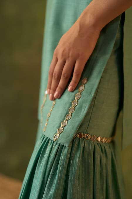 Bhawna Sethi Green , Cotton, Ashlesha Hand Embroidered Kurta Gharara Set Online at Aza Fashions Bhawna Sethi_Green , Cotton, Ashlesha Hand Embroidered Kurta Gharara Set _Online_at_Aza_Fashions