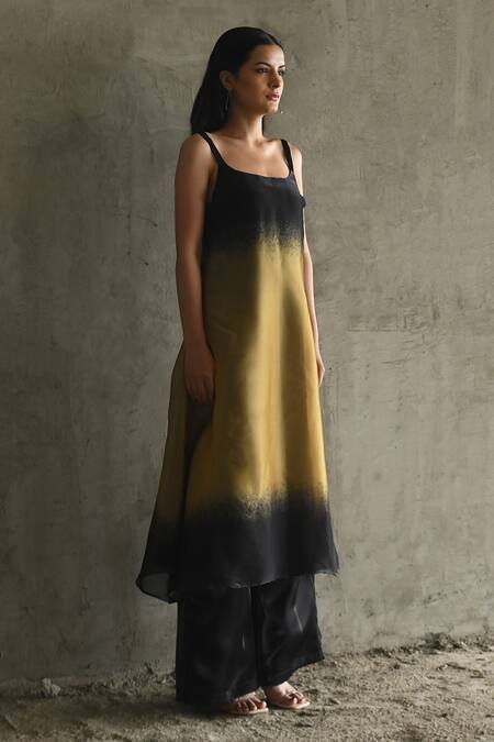 Shop East14 Gold Organza Metallic Thread Scoop Neck Lillo Liquid A-line Kurta Online at Aza Fashions Shop_East14_Gold Organza Metallic Thread Scoop Neck Lillo Liquid A-line Kurta_Online_at_Aza_Fashions