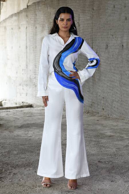 East14 White Cupro Satin Print Brush Stroke Collar Angie Stripe Shirt Online at Aza Fashions East14_White Cupro Satin Print Brush Stroke Collar Angie Stripe Shirt_Online_at_Aza_Fashions