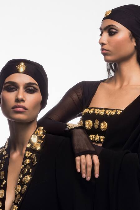 Buy_Masaba_Black Crepe Embroidery V-neck The Trophy Embellished Blazer And Veshti Set 