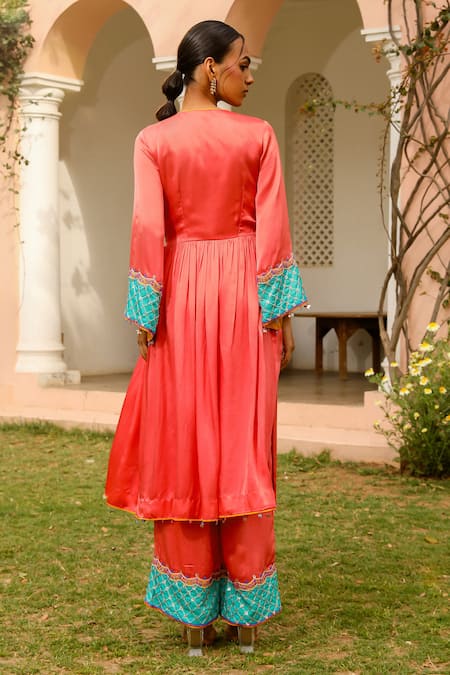 Shop Bhawna Sethi Coral Satin, Organza, Georgette Beads, Embroidery Plunge Neck Kurta Set at Aza Fashions Shop_Bhawna Sethi_Coral Satin, Organza, Georgette Beads, Embroidery Plunge Neck Kurta Set _at_Aza_Fashions