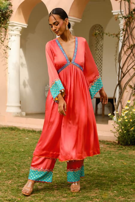 Buy Bhawna Sethi Coral Satin, Organza, Georgette Beads, Embroidery Plunge Neck Kurta Set Online at Aza Fashions Buy_Bhawna Sethi_Coral Satin, Organza, Georgette Beads, Embroidery Plunge Neck Kurta Set _Online_at_Aza_Fashions