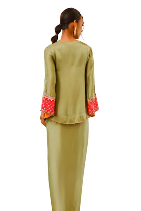 Buy Bhawna Sethi Green Pure Satin Georgette Hand Embroidered Bead V Sage Short Kurta With Skirt Buy_Bhawna Sethi_Green Pure Satin Georgette Hand Embroidered Bead V Sage Short Kurta With Skirt
