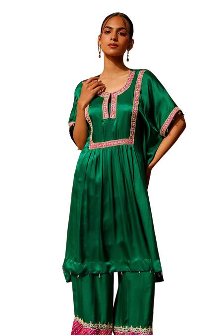 Buy_Bhawna Sethi_Green Pure Satin Georgette Embroidered Round Contrast Panel Kaftan With Pant _Online_at_Aza_Fashions