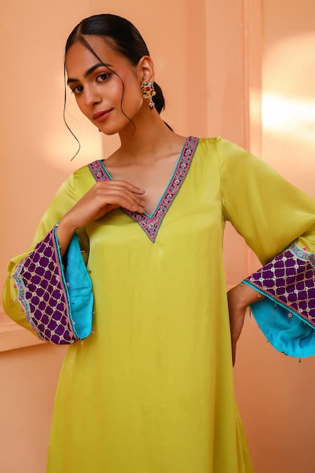 Shop Bhawna Sethi Green Satin, Georgette, Organza Embroidery, Zari, Beads Lime Hand Kurta Set Shop_Bhawna Sethi_Green Satin, Georgette, Organza Embroidery, Zari, Beads Lime Hand Kurta Set