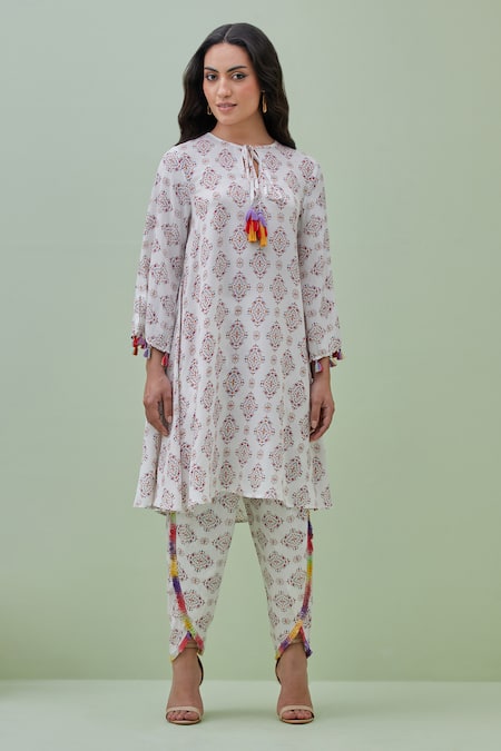 Grass & Sunshine Off White Viscose Printed Geometric Round Bohemian Kurta And Dhoti Pant Set 