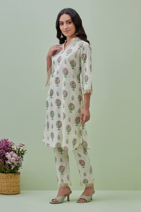 Buy_Grass & Sunshine_Off White Modal Embroidery Collared Floral Print Kurta And Pant Set _Online_at_Aza_Fashions